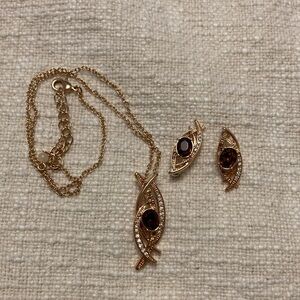 Elegant Nina RICCI Rose Gold and Amethyst Jewelry Set